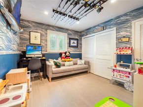 10330 SW 71st Ave, Pinecrest FL 33156