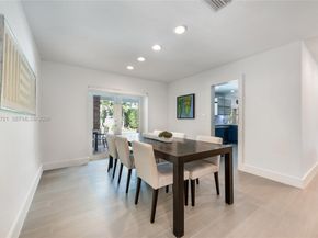 10330 SW 71st Ave, Pinecrest FL 33156