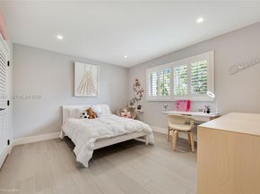 10330 SW 71st Ave, Pinecrest FL 33156