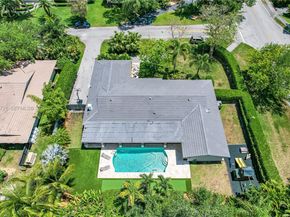 10330 SW 71st Ave, Pinecrest FL 33156