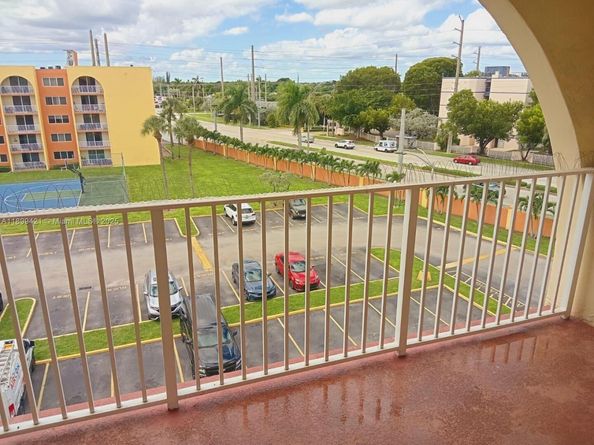 6990 NW 186th St 4504, Hialeah FL 33015