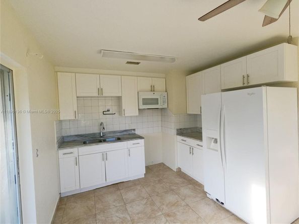 3581 Laurette Ln, Lake Worth FL 33461