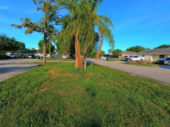3581 Laurette Ln