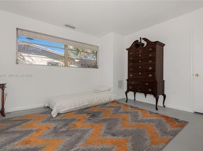 120 NE 175th St, Miami FL 33162