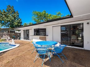 120 NE 175th St, Miami FL 33162