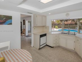 120 NE 175th St, Miami FL 33162