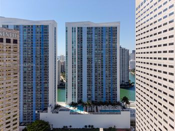 335 S Biscayne Blvd