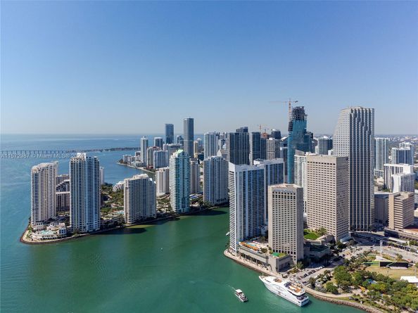335 S Biscayne Blvd 2700, Miami FL 33131