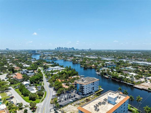 1839 Middle River Dr 501, Fort Lauderdale FL 33305