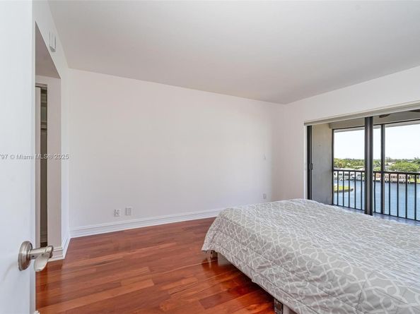 1839 Middle River Dr 501, Fort Lauderdale FL 33305