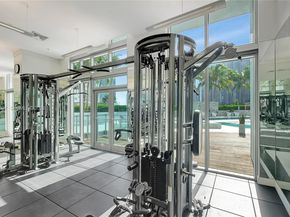 90 SW 3rd St 1602, Miami FL 33130