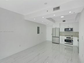 90 SW 3rd St 1602, Miami FL 33130