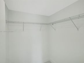 90 SW 3rd St 1602, Miami FL 33130