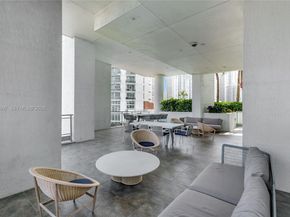 90 SW 3rd St 1602, Miami FL 33130