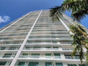 90 SW 3rd St 1602, Miami FL 33130