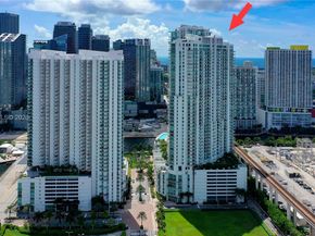 90 SW 3rd St 1602, Miami FL 33130