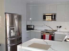 9972 NW 5th Ct, Plantation FL 33324