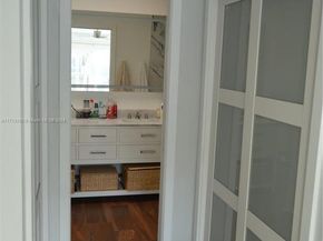 9972 NW 5th Ct, Plantation FL 33324