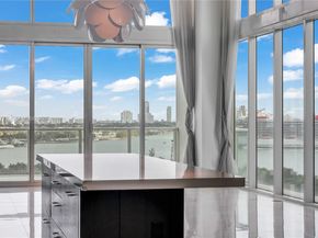 1040 Biscayne Blvd 1001, Miami FL 33132