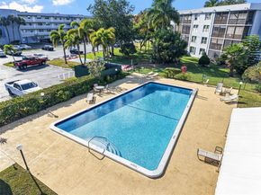 112 Royal Park Dr 3H, Oakland Park FL 33309