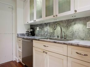 1700 NE 105th St 203, Miami Shores FL 33138