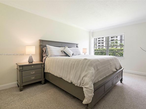 1700 NE 105th St 203, Miami Shores FL 33138