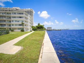 1700 NE 105th St 203, Miami Shores FL 33138