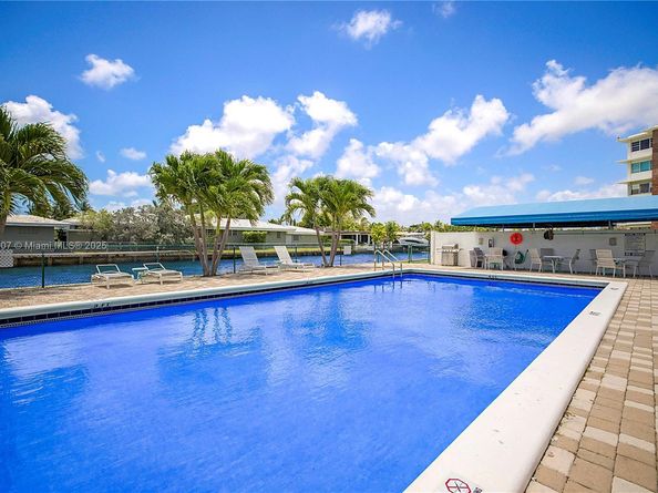 1700 NE 105th St 203, Miami Shores FL 33138