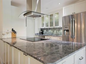 1700 NE 105th St 203, Miami Shores FL 33138