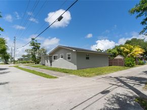 2260 Charleston St, Hollywood FL 33020