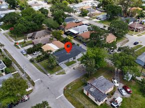 2260 Charleston St, Hollywood FL 33020