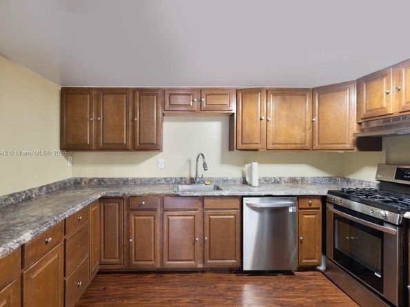 6924 SW 114th Pl H56, Miami FL 33173