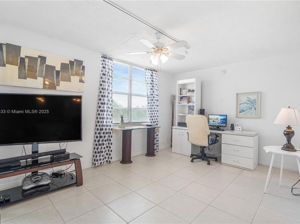6100 NW 2nd Ave 423, Boca Raton FL 33487