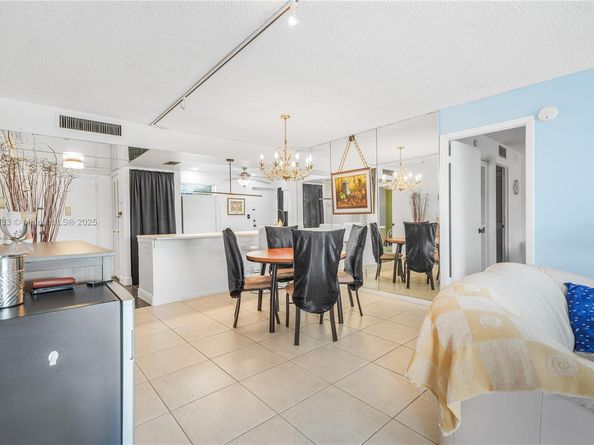 6100 NW 2nd Ave 423, Boca Raton FL 33487