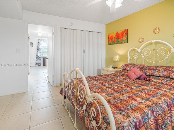 6100 NW 2nd Ave 423, Boca Raton FL 33487