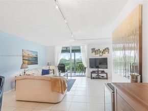 6100 NW 2nd Ave 423, Boca Raton FL 33487