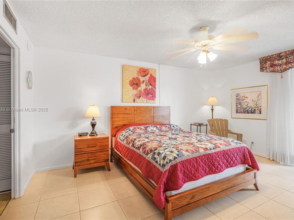 6100 NW 2nd Ave 423, Boca Raton FL 33487