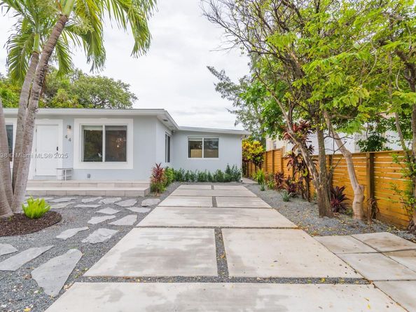 44 NW 40th St, Miami FL 33127