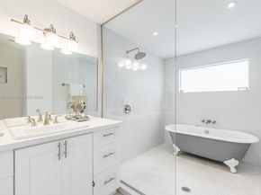 44 NW 40th St, Miami FL 33127