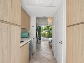 100 S Pointe CABANA 14, Miami Beach FL 33139