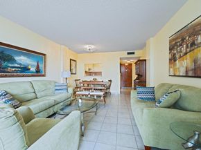 1800 NW 24th Ave 220, Miami FL 33125