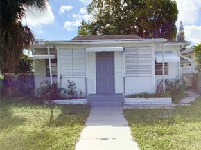 1832 Fillmore St, Hollywood FL 33020