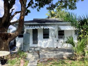 1832 Fillmore St, Hollywood FL 33020