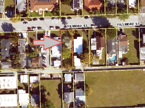 1832 Fillmore St, Hollywood FL 33020