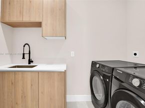 915 NE 17th Ter, Fort Lauderdale FL 33304