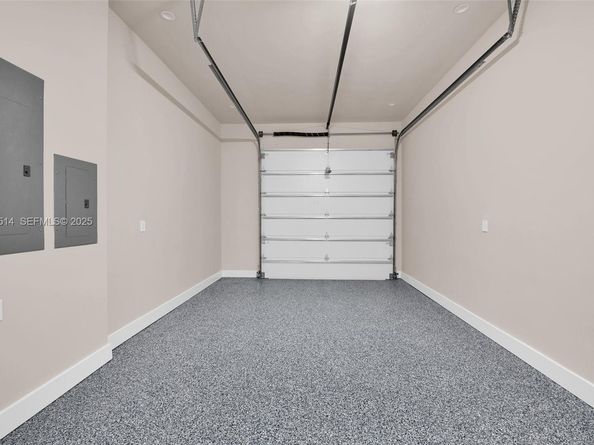 915 NE 17th Ter, Fort Lauderdale FL 33304