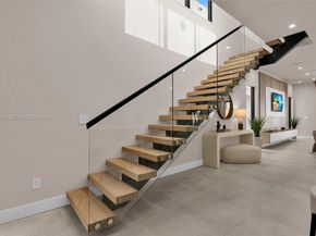 915 NE 17th Ter, Fort Lauderdale FL 33304