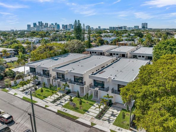 915 NE 17th Ter, Fort Lauderdale FL 33304