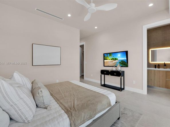 915 NE 17th Ter, Fort Lauderdale FL 33304