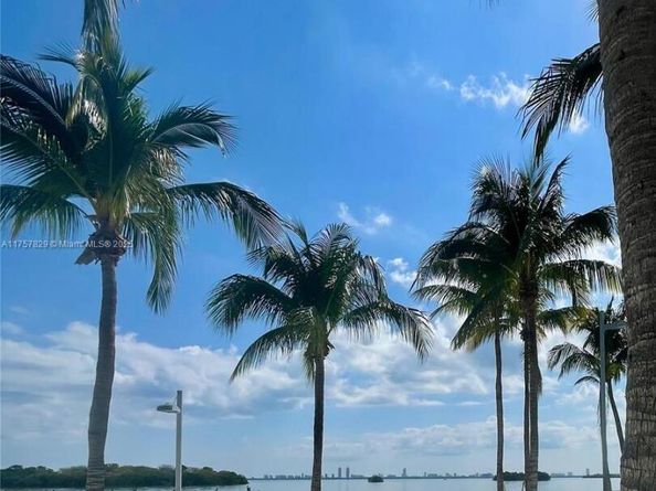 650 NE 64th St G510, Miami FL 33138
